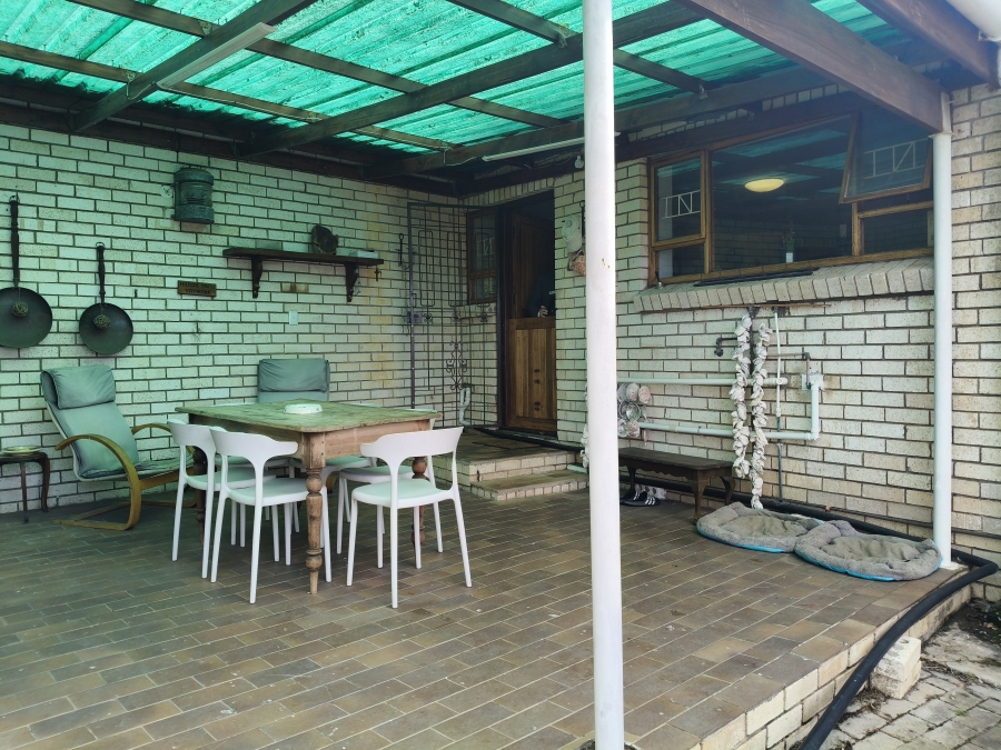 3 Bedroom Property for Sale in Wavecrest Eastern Cape
